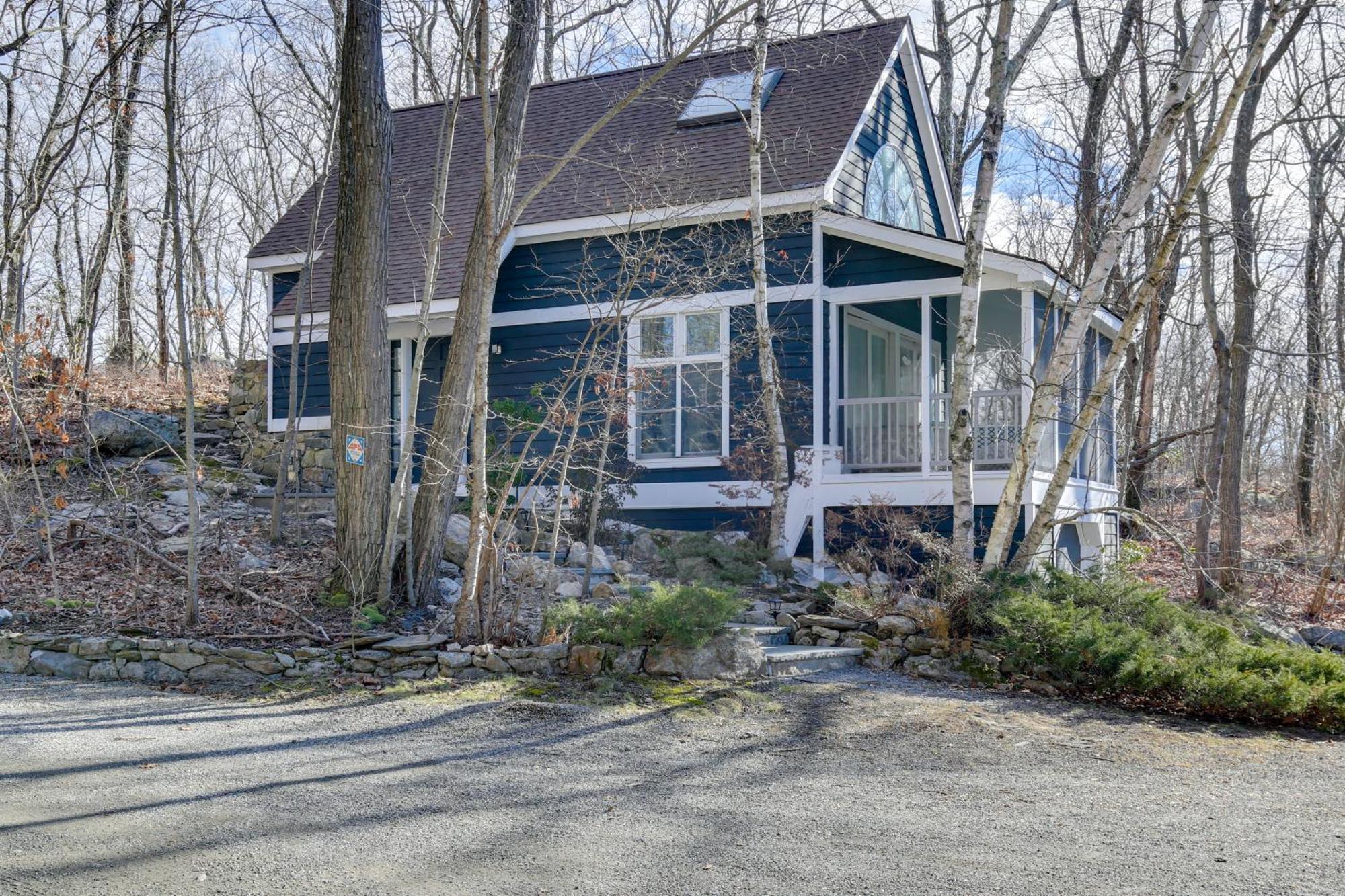 Dreamy Hudson Valley With State Park Views