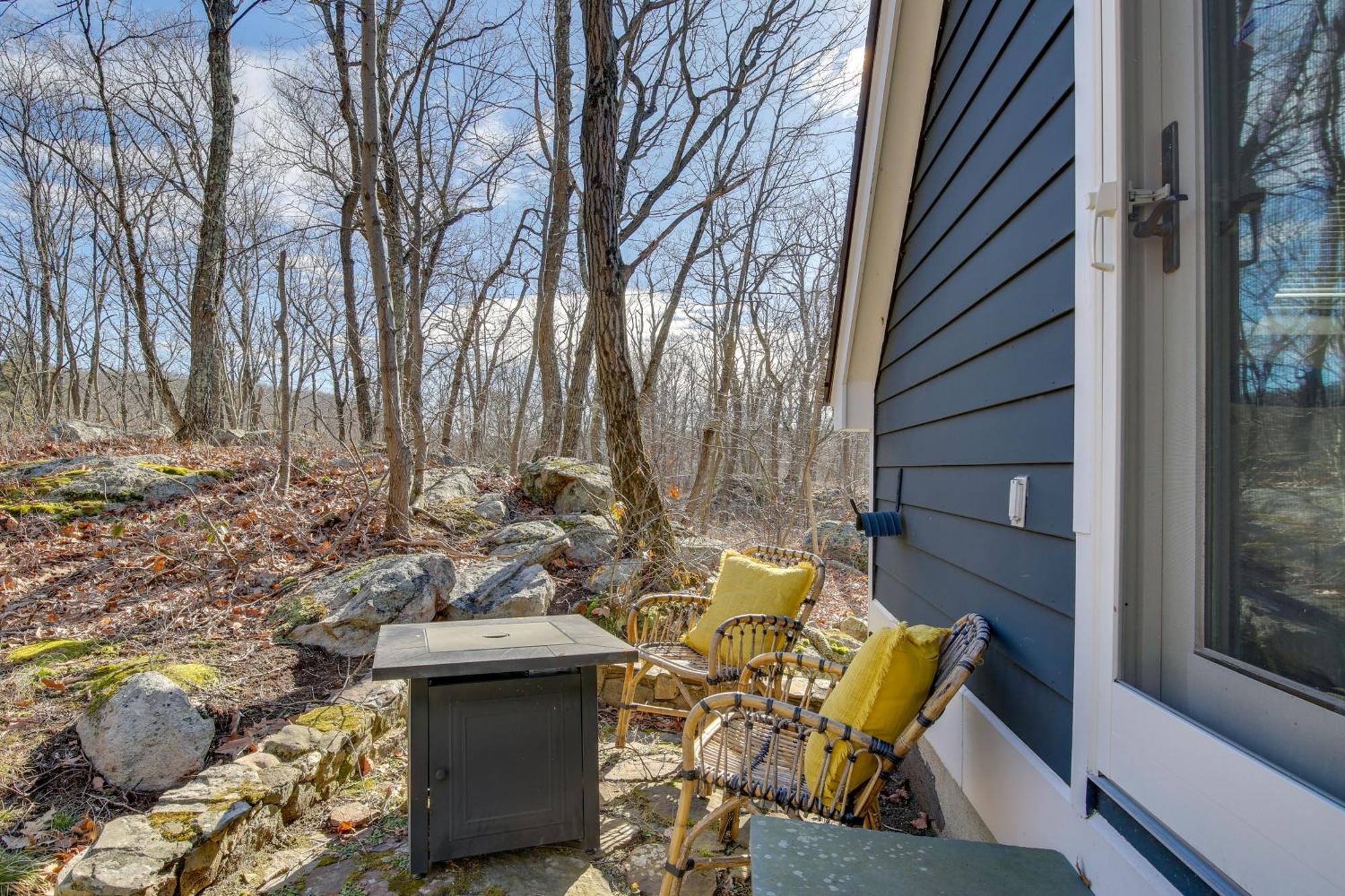 Dreamy Hudson Valley With State Park Views Holiday home Garrison