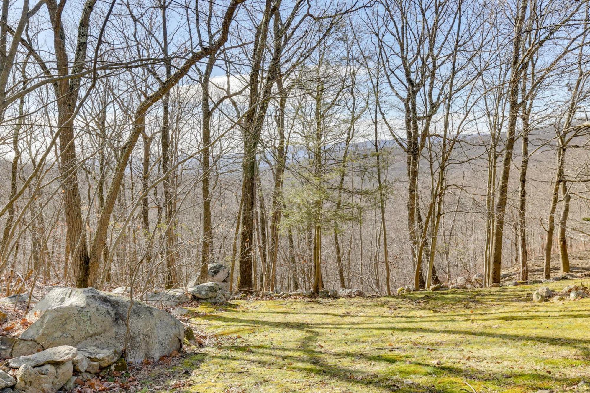 Dreamy Hudson Valley With State Park Views